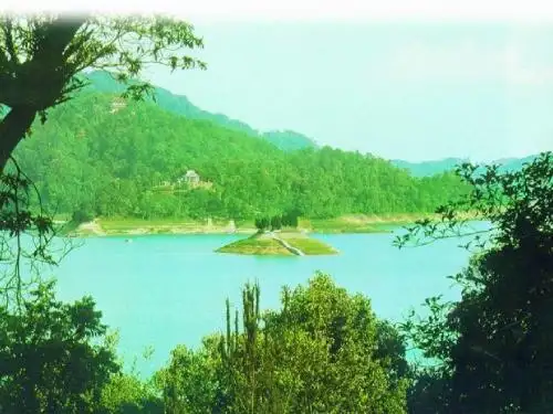 人教版小学语文二年级下册第九课《日月潭》ppt课件