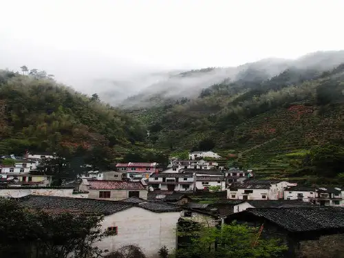 《山村的早晨》(语文S版三年级下册课件)课件