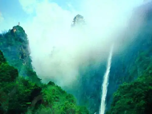 独坐敬亭山_古诗词三首